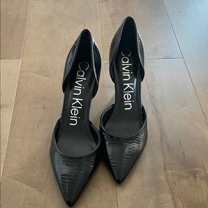 Calvin Klein Black Patent Croc-Embossed D'Orsay Pointed Heels